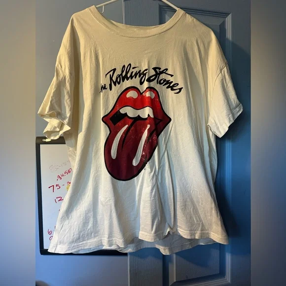 H&M tee - Picture 3 of 5